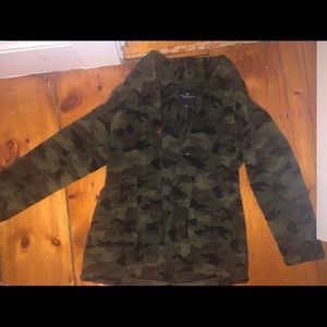 Women’s AMERICAN EAGLE Camo Sherpa Jacket